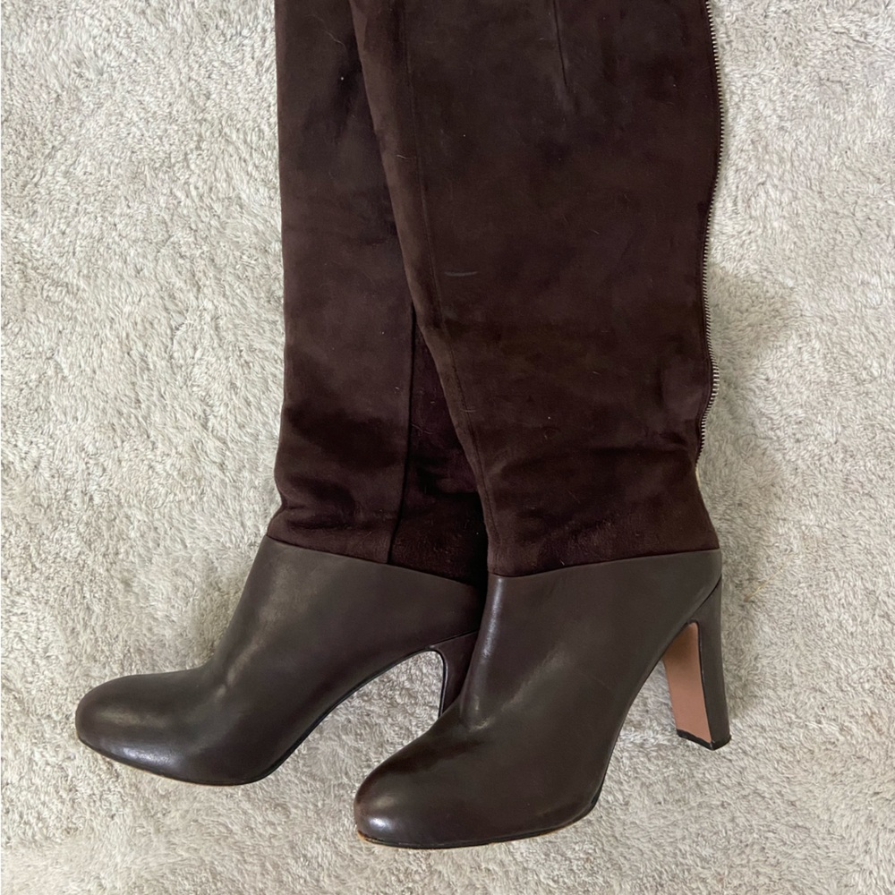 Beautiful chocolate brown leather boots, 3.5” heel.